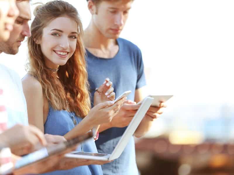 Jeunes et sans emploi : comment faire pour nouer les deux bouts ?